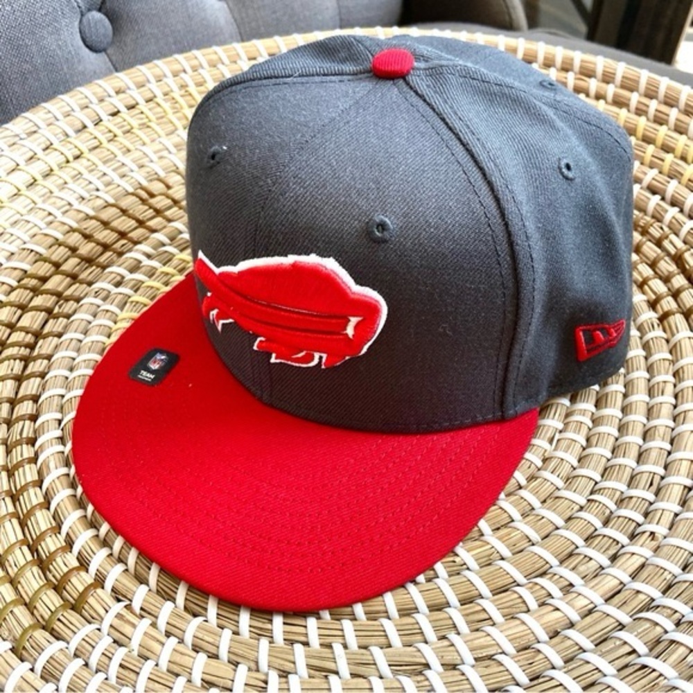 New New Era Buffalo Bisons flat brim hat